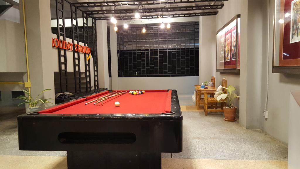 Holiday Station Hostel Krabi Ngoại thất bức ảnh